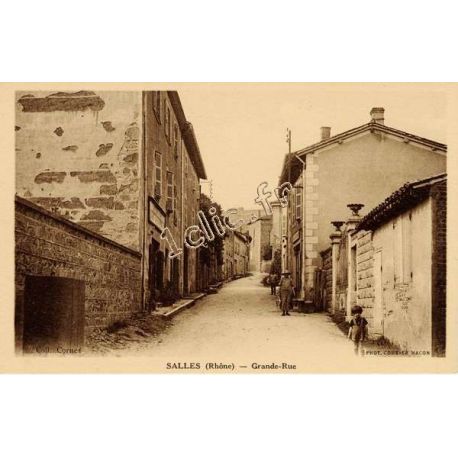 SALLES-ARBUISSONNAS-EN-BEAUJOLAIS